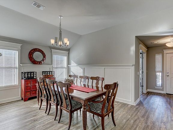 5th image of 4303 Prescot Dr