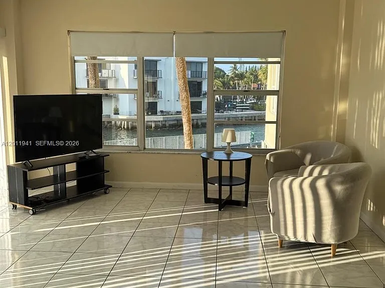 11111 Biscayne Blvd #2H — Photo 9