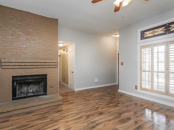 3rd image of 3114 Lois Ln