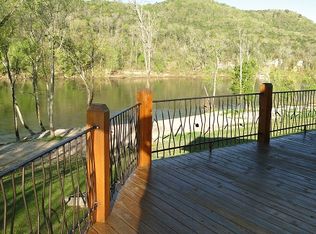 214 Manor Dr, Melbourne, AR 72556