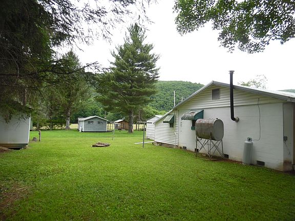 4th image of 5 Greenbrier St #9095