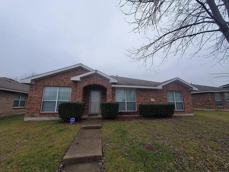 183 Rolling Ct — Photo 1