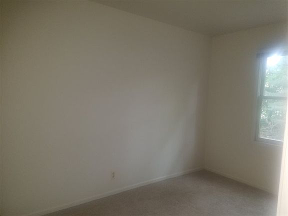 5th image of 2728 Kragspough Ct