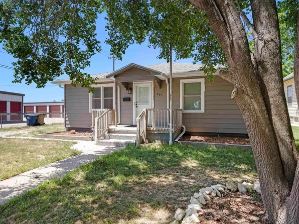 217 S 6th St, Sterling, KS 67579
