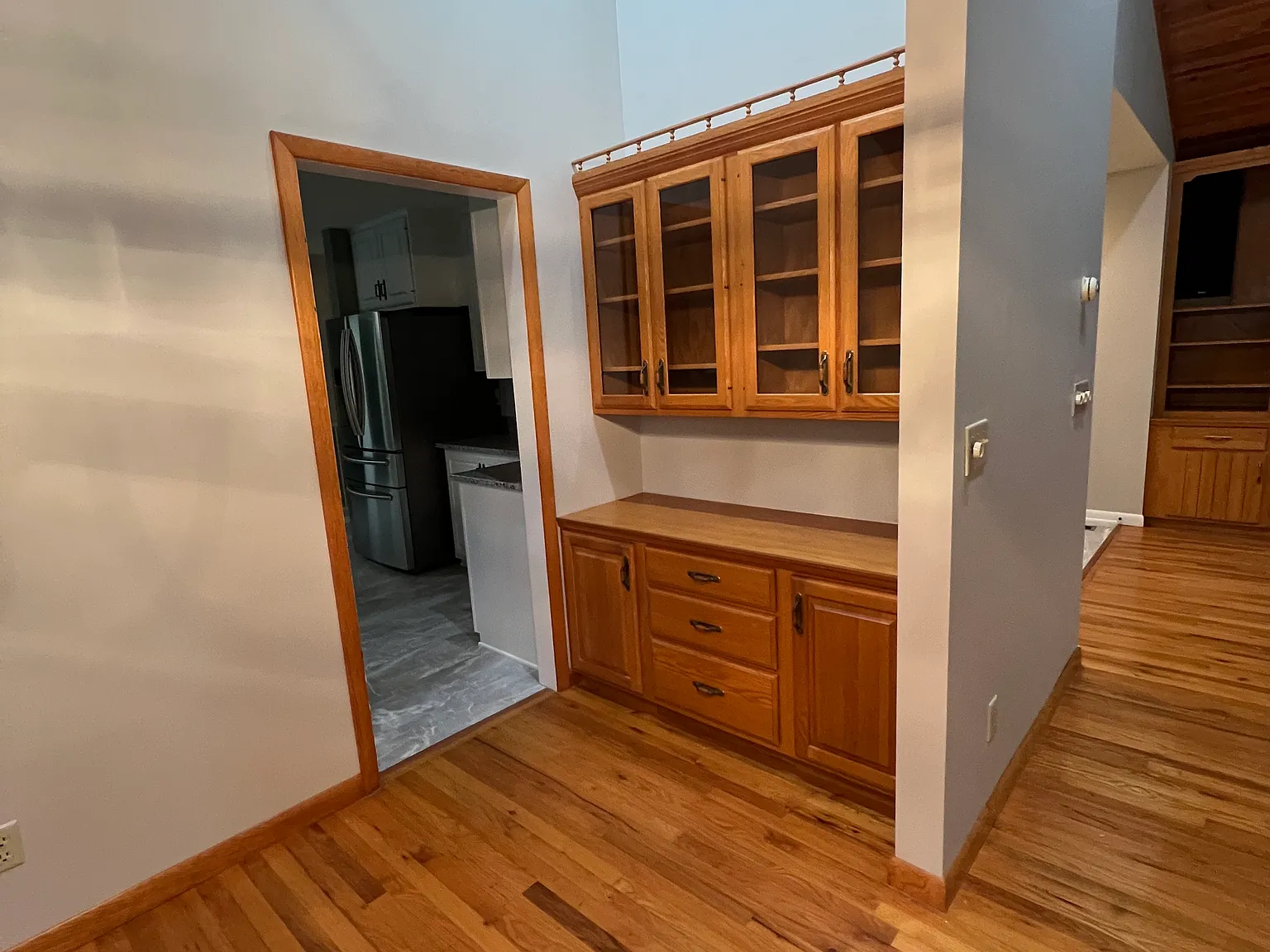 3 bed, 2064 sqft, $3,000 — Photo 4