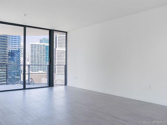 3rd image of 1000 Brickell Ave #2312