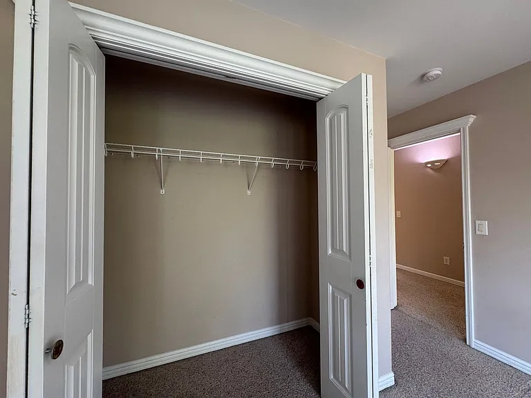 4467 Castlerock Dr — Photo 45