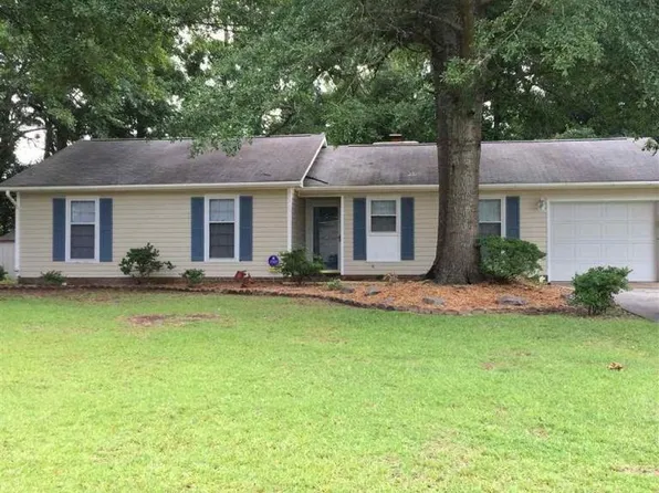 980 Stillwood Cir, Jacksonville, NC 28540