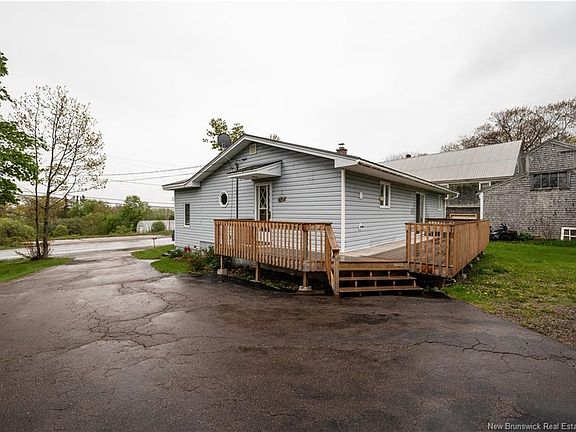 4th image of 5712 King St