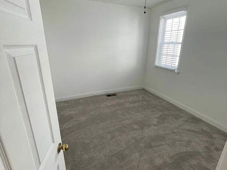 1102 Mount Vernon St — Photo 13