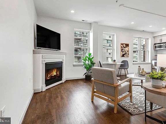 4th image of 1417 Chapin St NW APT 307