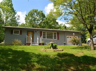 4694 Greenhorn Rd, Roaring River, NC 28669