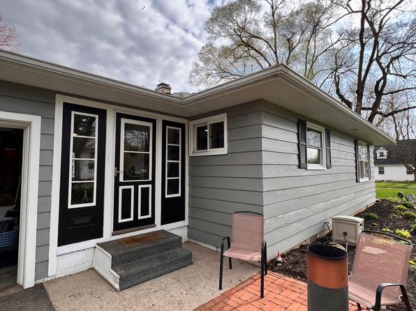 114 Elbar Dr