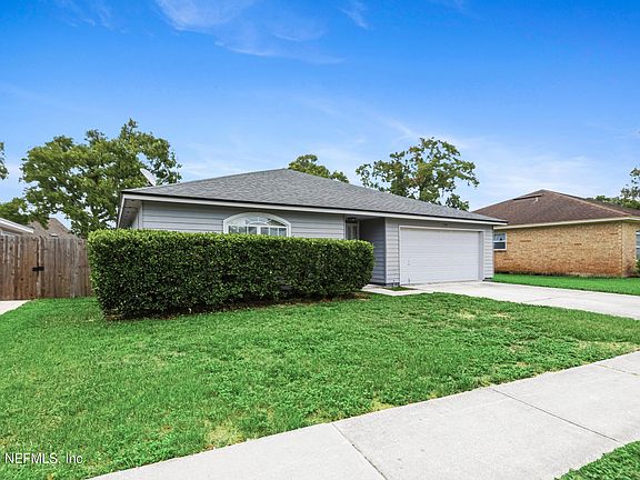 3rd image of 3329 CANCUN Drive E