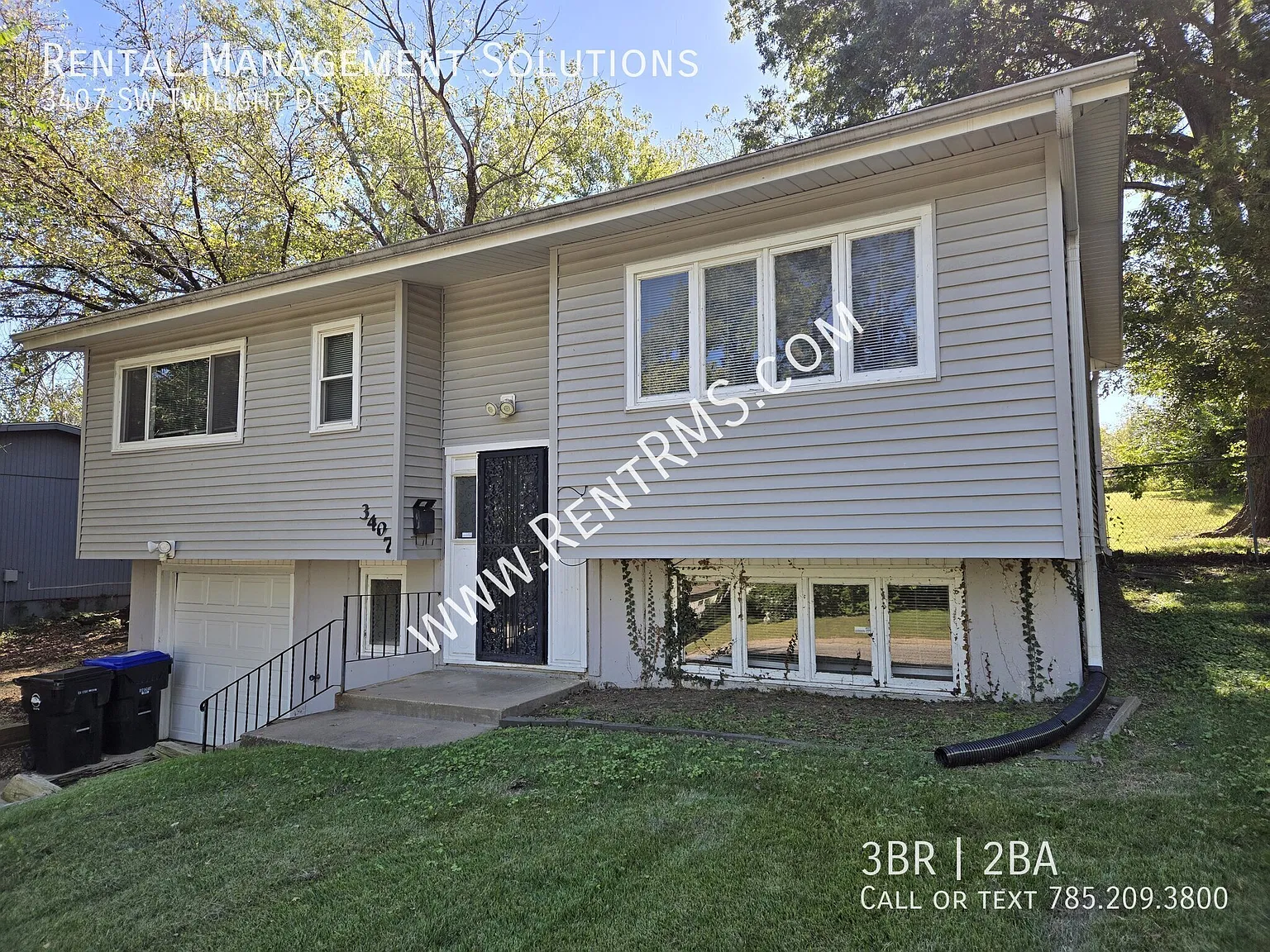3407 Sw Twilight Dr- 3 Bed/1.5 Bath — Photo 2