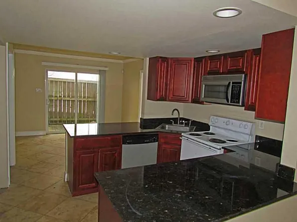 1900 Clearview Pkwy, Metairie, LA 70001