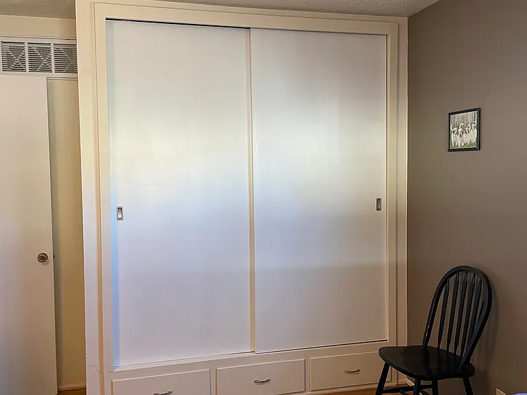 Large Closets With Drawers in all 3 Bedrooms