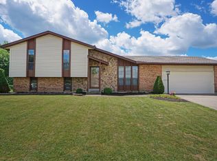 2079 Casa Loma Dr, Fairfield, OH 45014