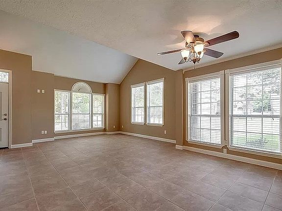 4th image of 7514 Mighty Falls Ct