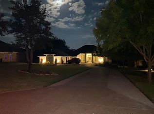 1923 Green Wing Dr, Granbury, TX 76049