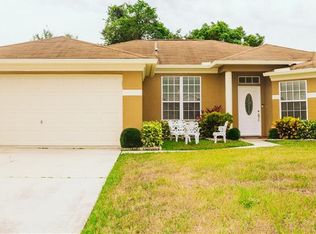 1173 Madura Dr, Deltona, FL 32725