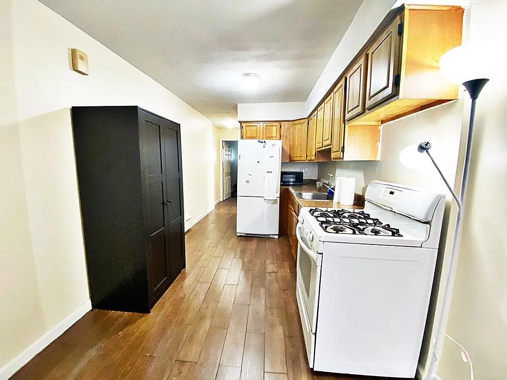 2836 Ford St — Photo 1