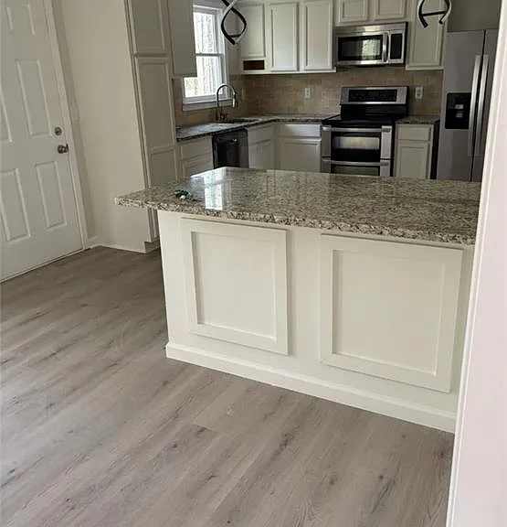 1070 Meadowsong Cir — Photo 4