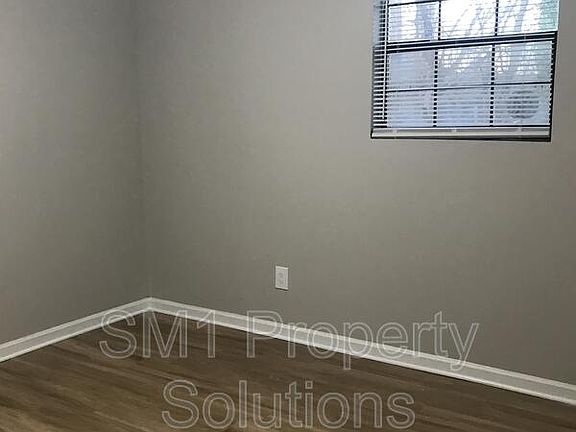 5th image of 2509 Green Oaks Ct SE #C