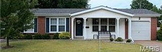 1st image of 220 Bon Aire Dr