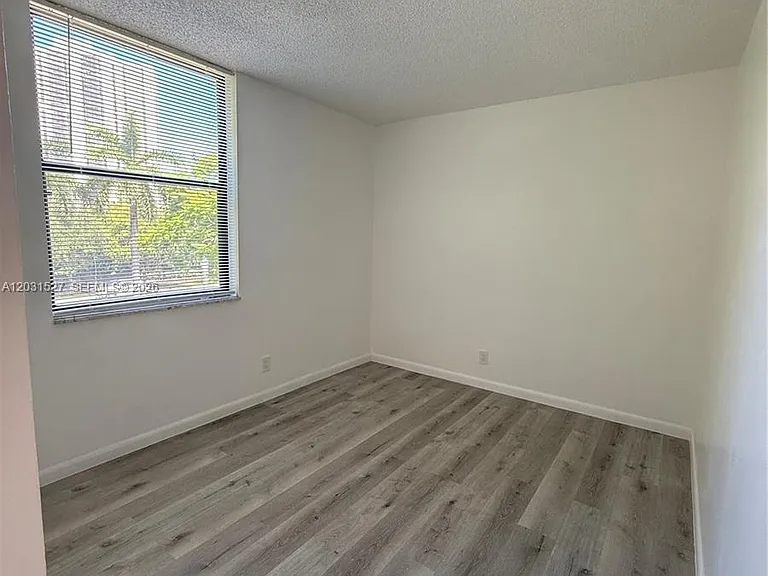20200 W Country Club Dr #Penthouse 14 — Photo 5
