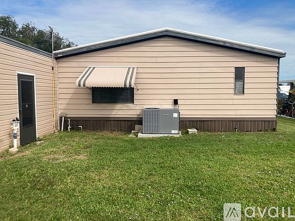 3rd image of 623 Kristy Cir #623