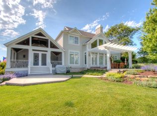 1111 Turnberry Ct, Lake Geneva, WI 53147