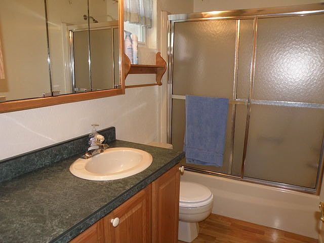 2nd image of 120 Cathedral Ct