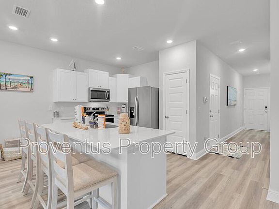 4th image of 5724 Sandy Walk