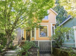 1524 SE Ash St, Portland, OR 97214