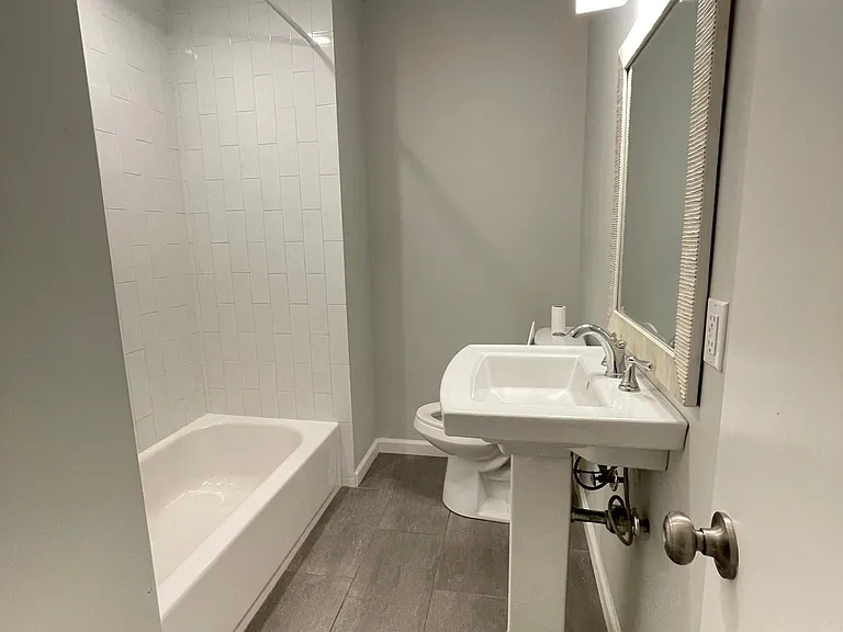 9 Lucy St #A — Photo 14