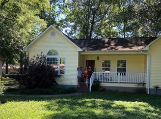 323 Woodall Ln, Scottsboro, AL 35768