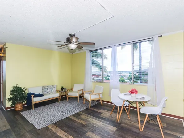 94-249 Waikele Rd APT B209, Waipahu, HI 96797
