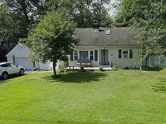3 bed, $2,750 — Photo 2