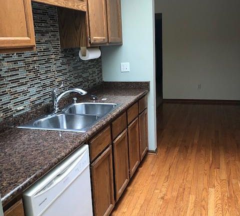 2nd image of 14791 Brewster Ct