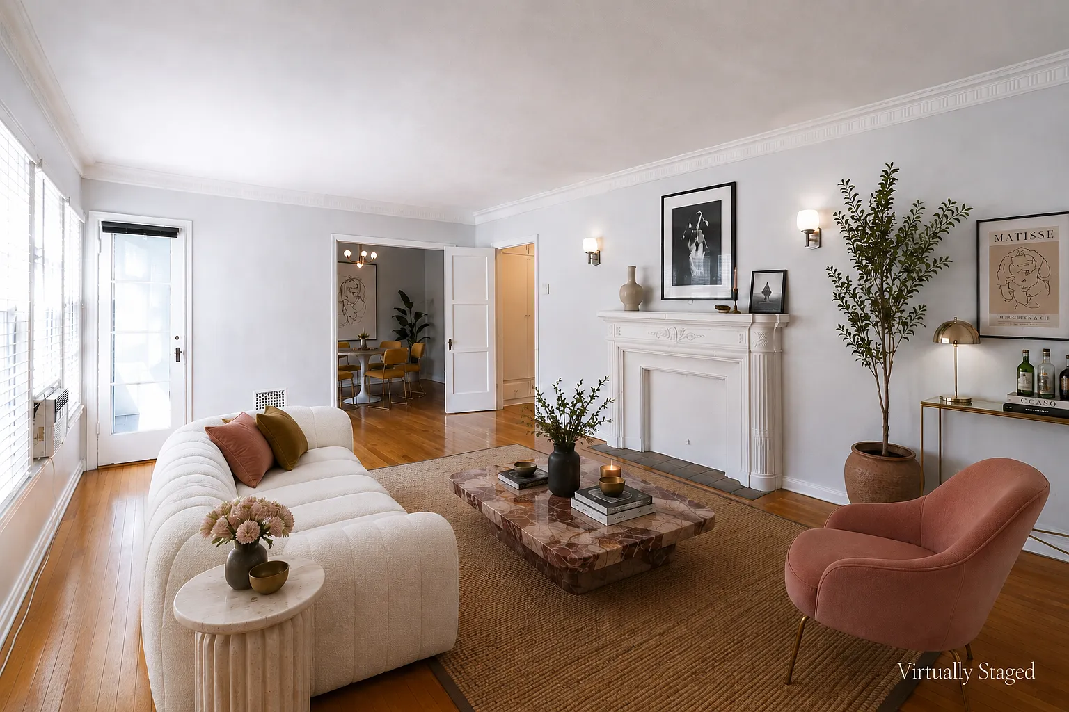Renovated, Huge Upper 1 Bed / 1 Bath with Character + Garage Parking Prime K-Town — Photo 2