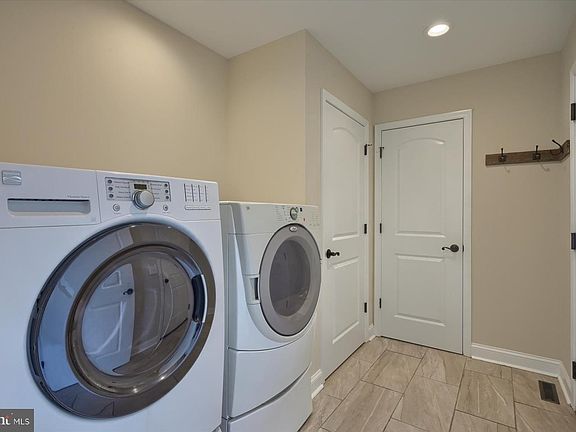 5th image of 8639 Mangrove Cay
