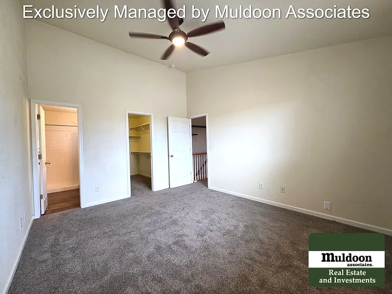 7599 Sailwind Dr — Photo 15