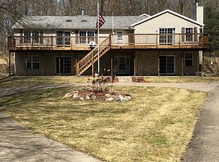 12874 Sycamore Point Dr, Plainwell, MI 49080