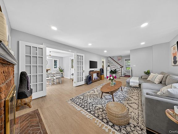 3rd image of 66 Walter Avenue