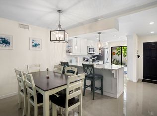 3370 10th St N APT 1304, Naples, FL 34103