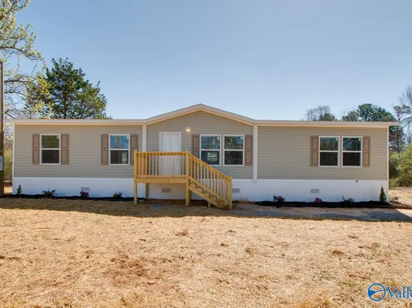 7163 Highway 36 E, Laceys Spring, AL 35754