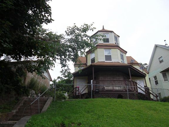 2nd image of 135 Greenfield Ave