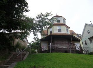 135 Greenfield Ave, Staten Island, NY 10304