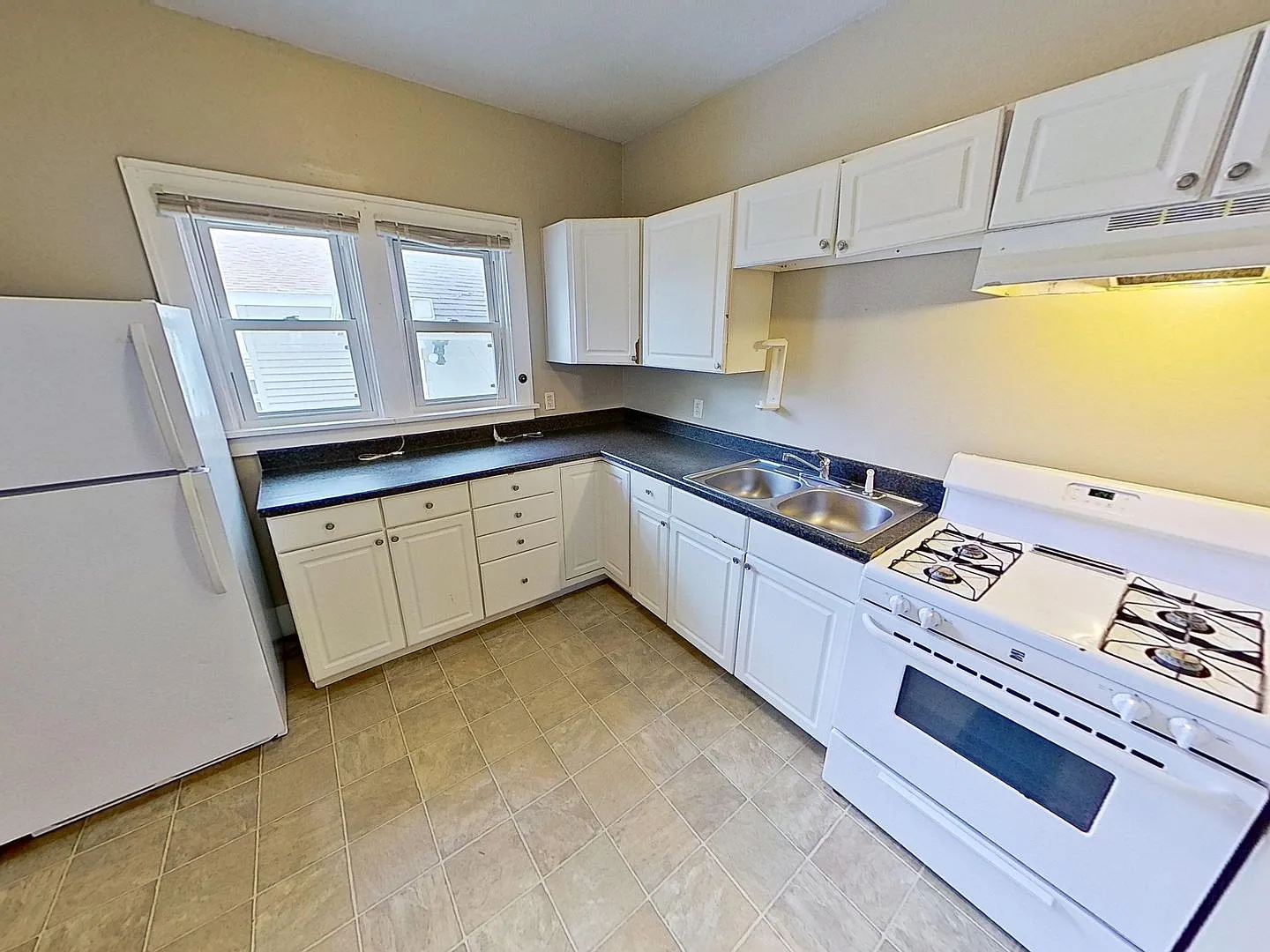 House for rent near downtown Urbana — Photo 4